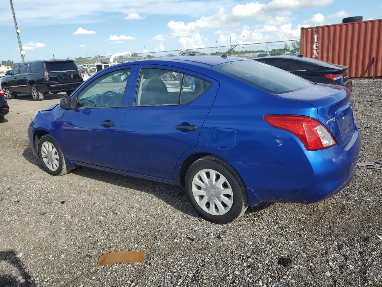 2012 Nissan Versa - Image 2