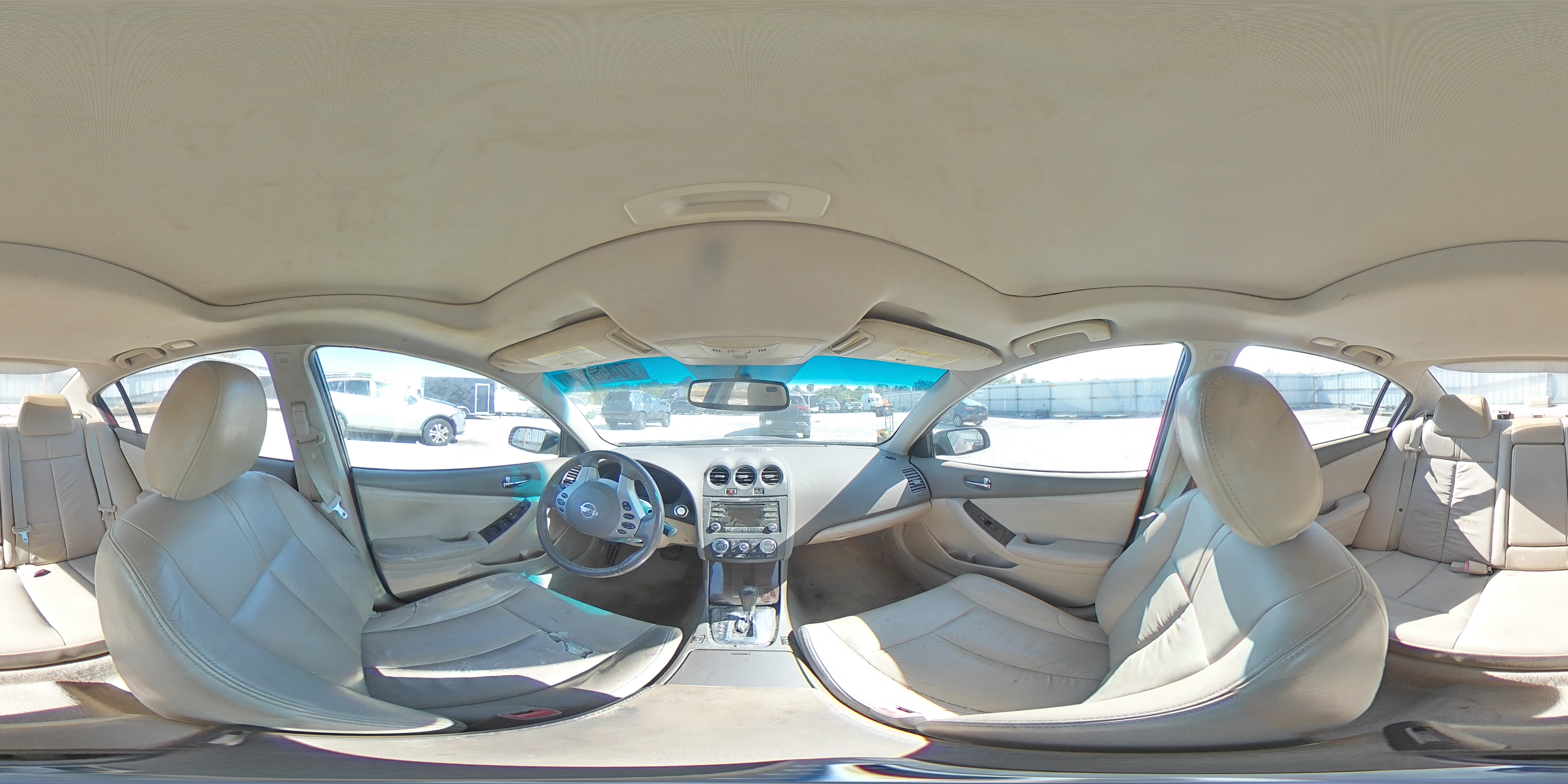 2012 Nissan Altima - Image 12
