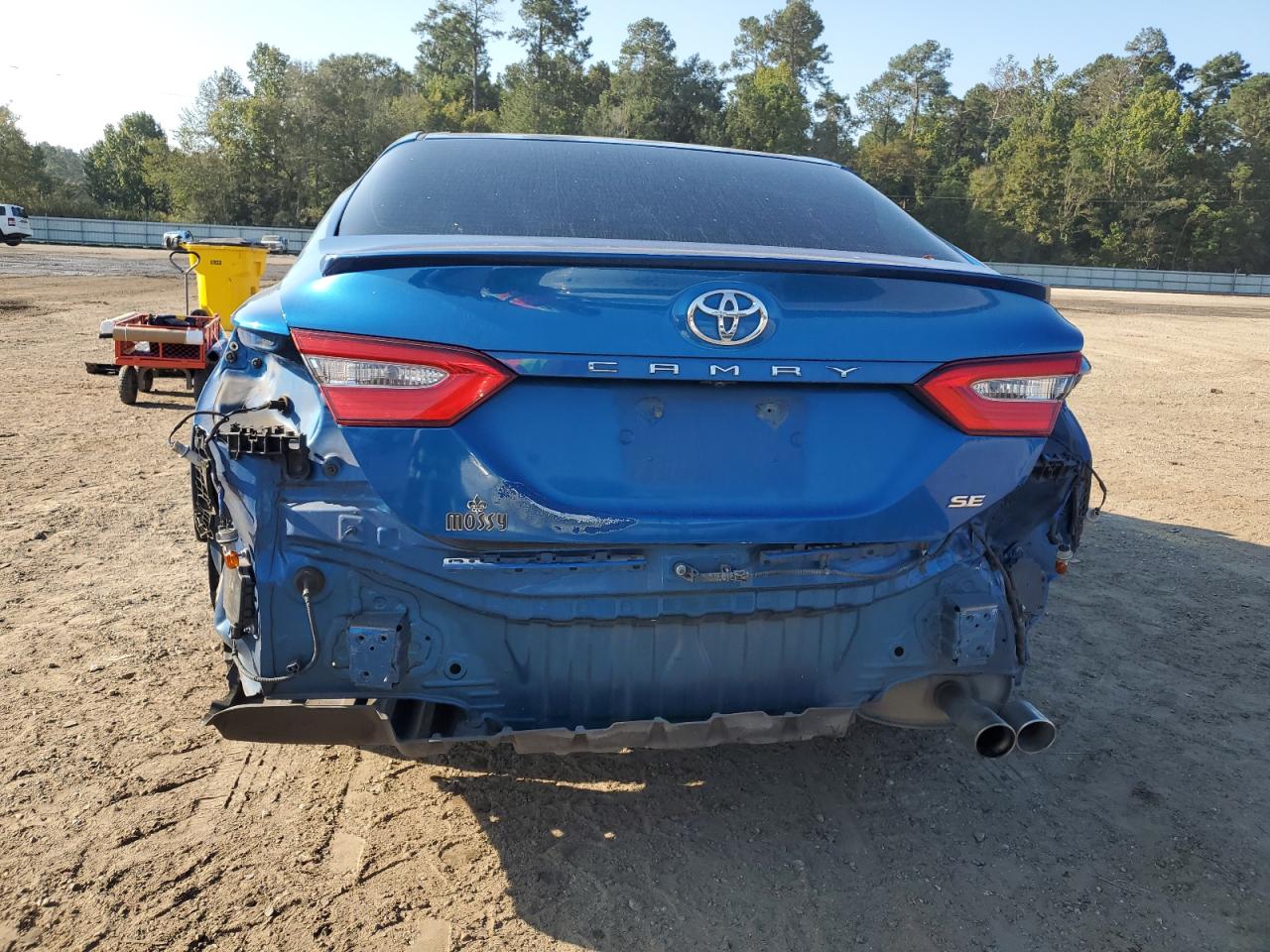 4T1B11HK4JU071662 2018 Toyota Camry L