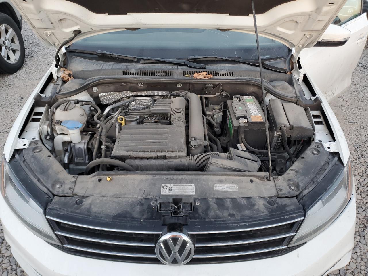 3VWDB7AJ3HM394028 2017 Volkswagen Jetta Se