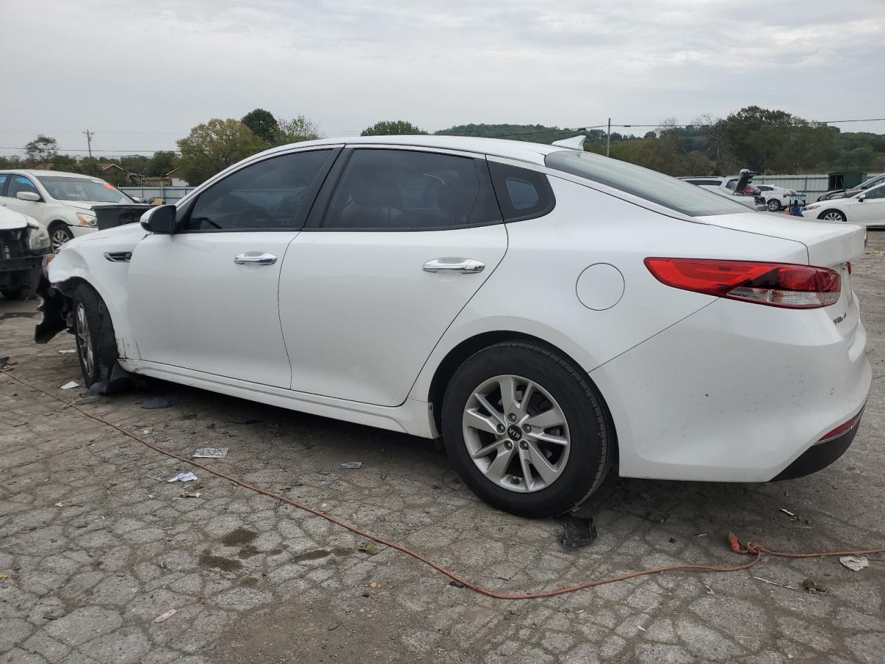 VIN 5XXGT4L35JG195578 2018 KIA OPTIMA no.2