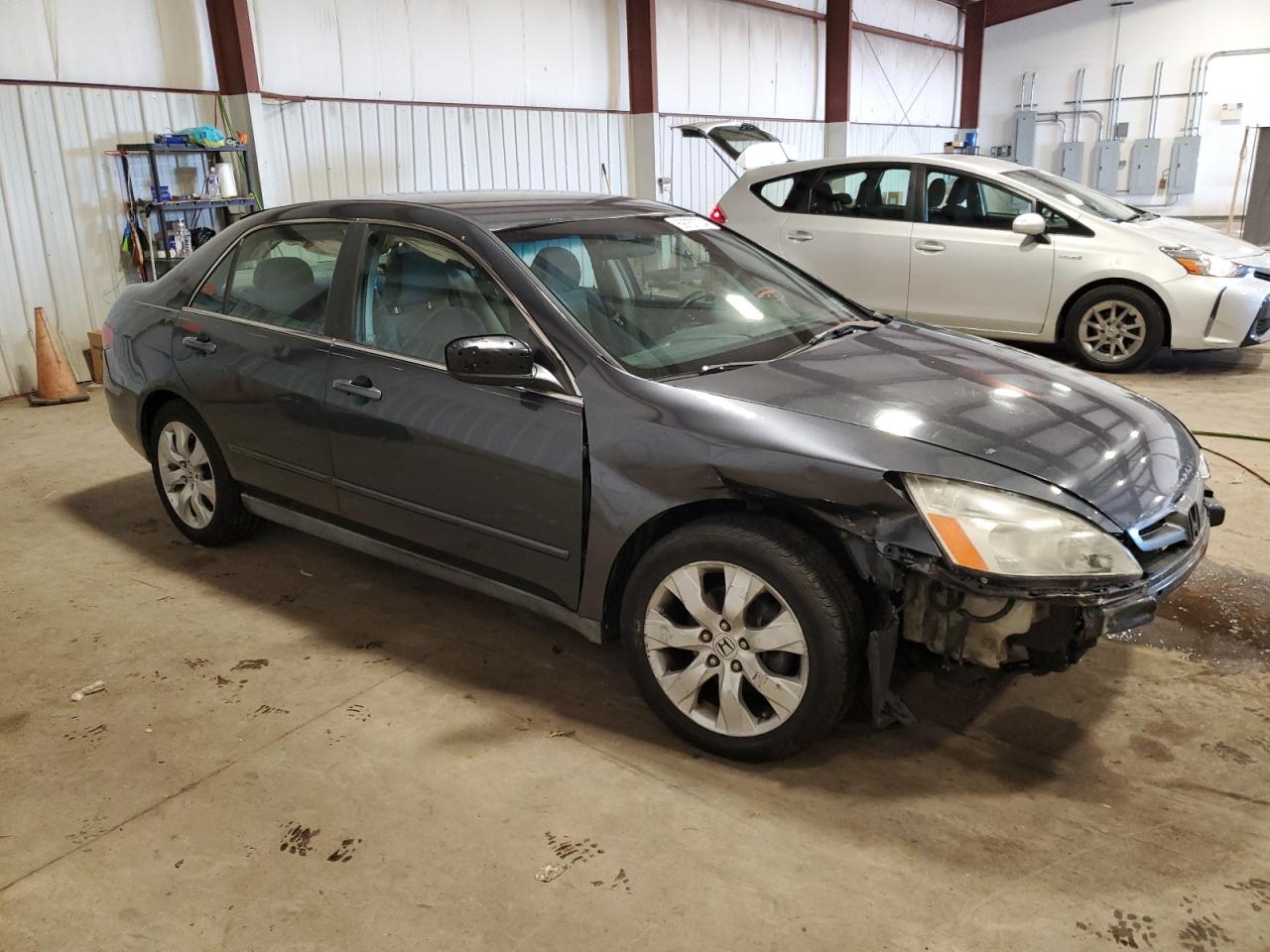 2005 Honda Accord Lx VIN: 1HGCM56445A130861 Lot: 69757734