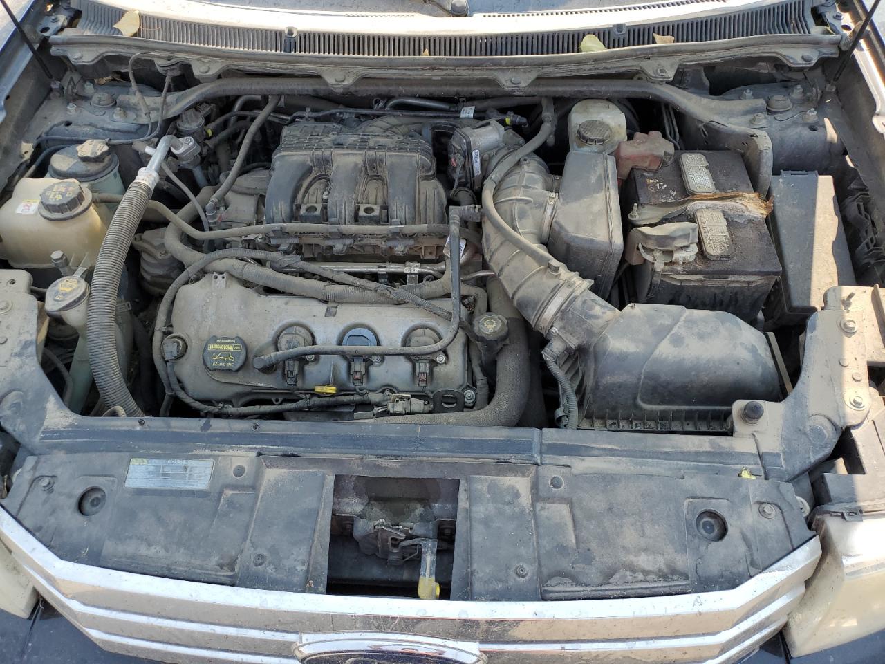 2010 Ford Flex - Image 12