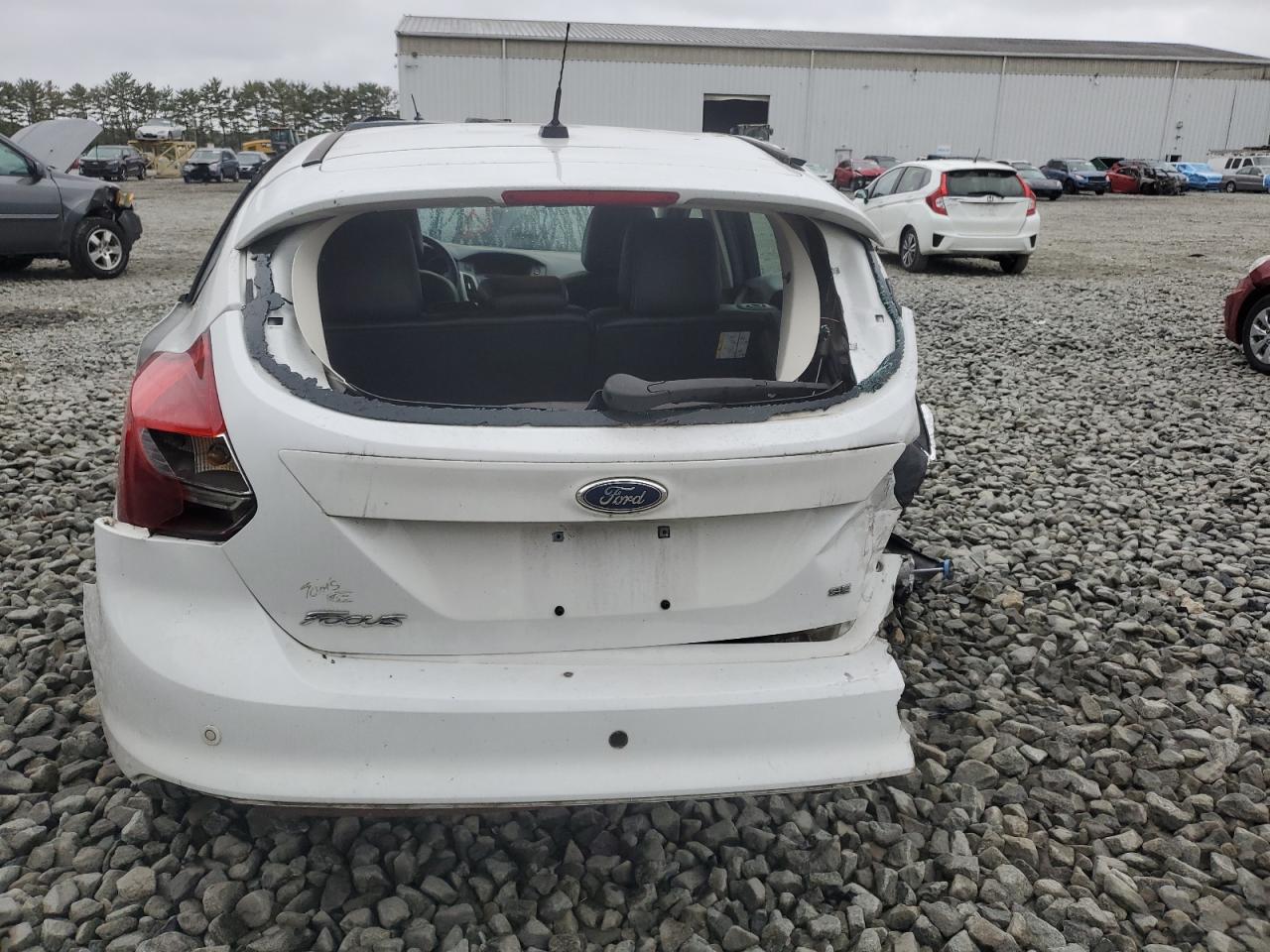 1FADP3K27EL152236 2014 Ford Focus Se