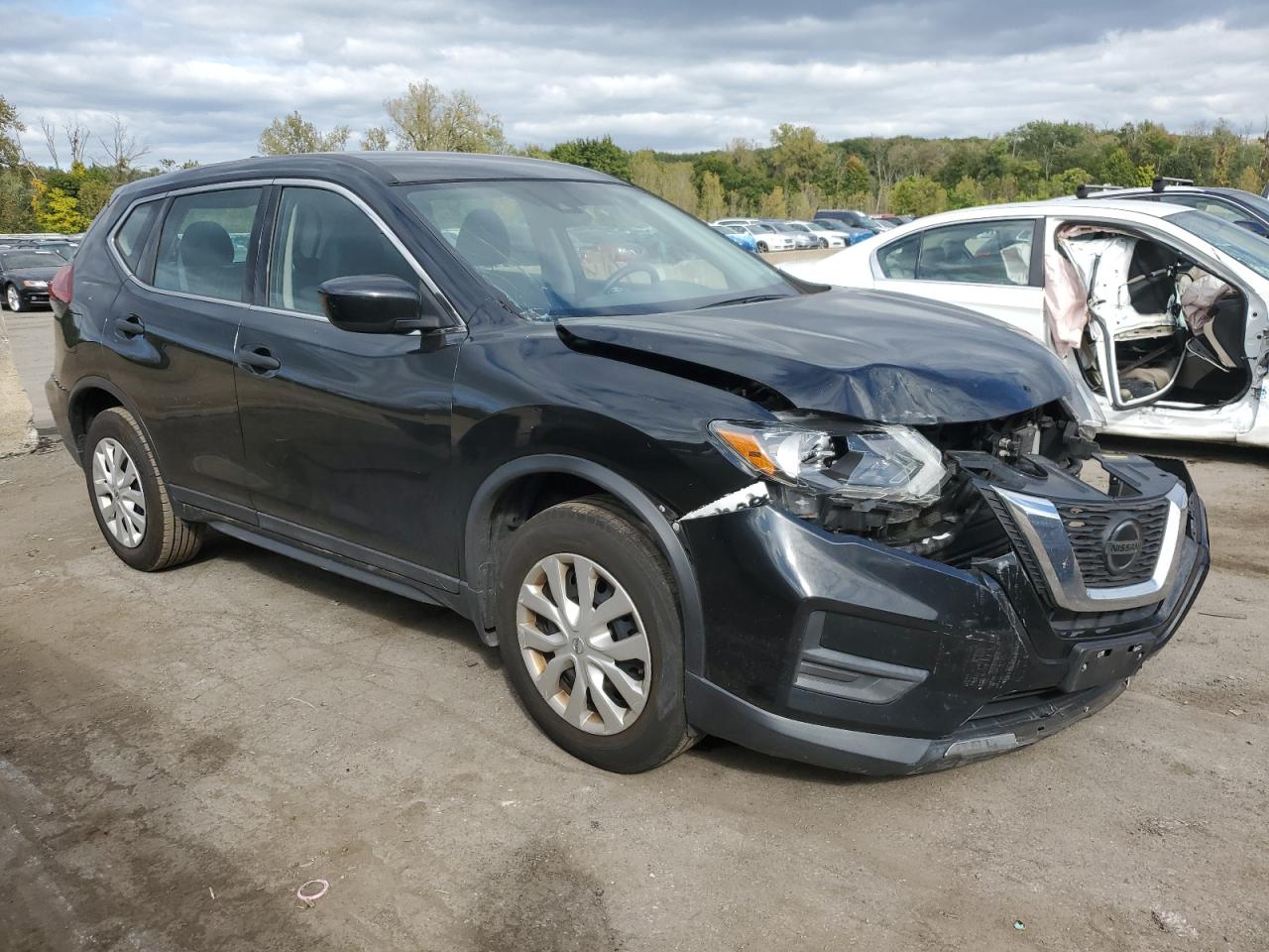 2019 Nissan Rogue - Image 4