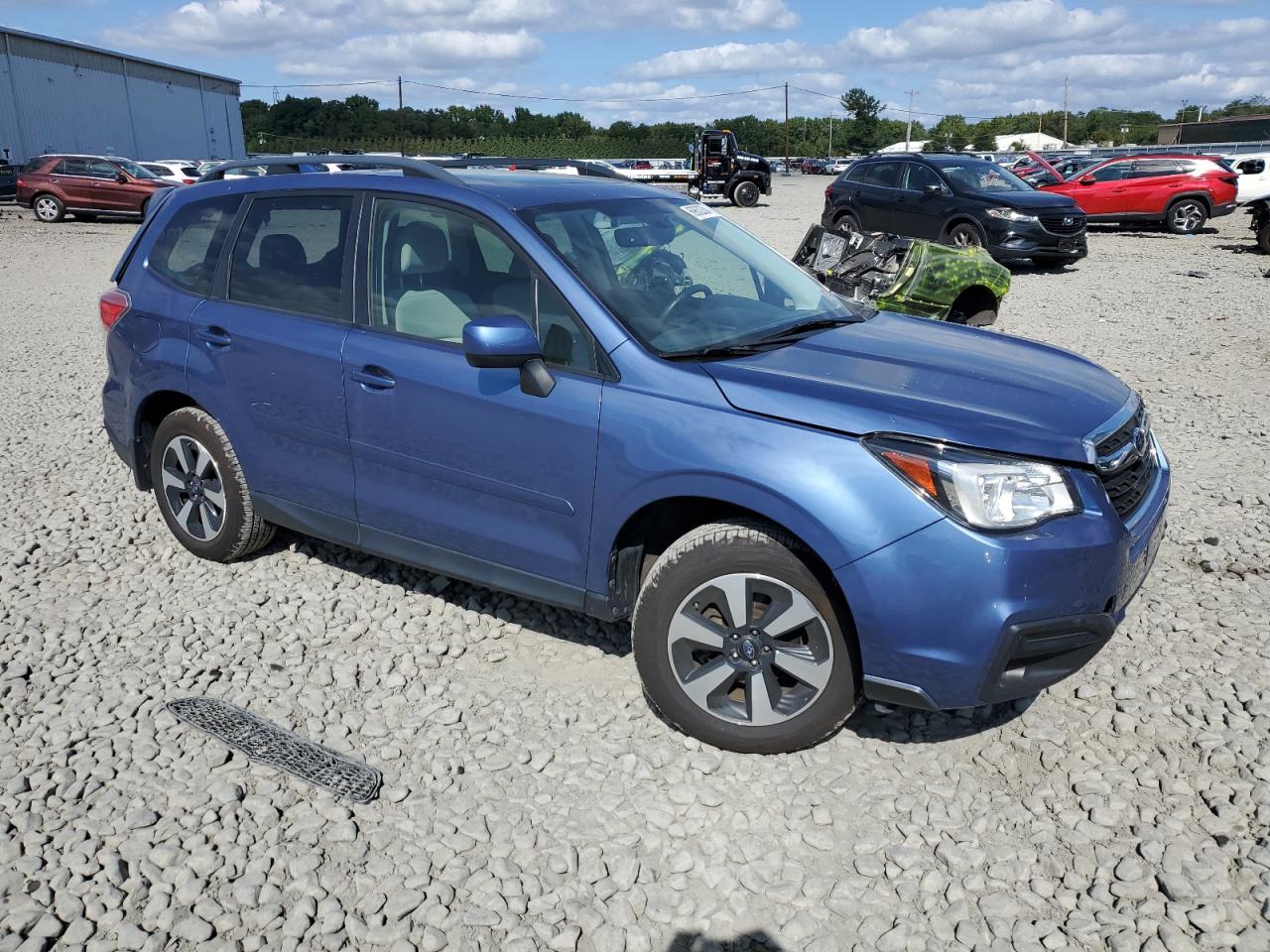 JF2SJAGC8JH478277 2018 Subaru Forester 2.5I Premium