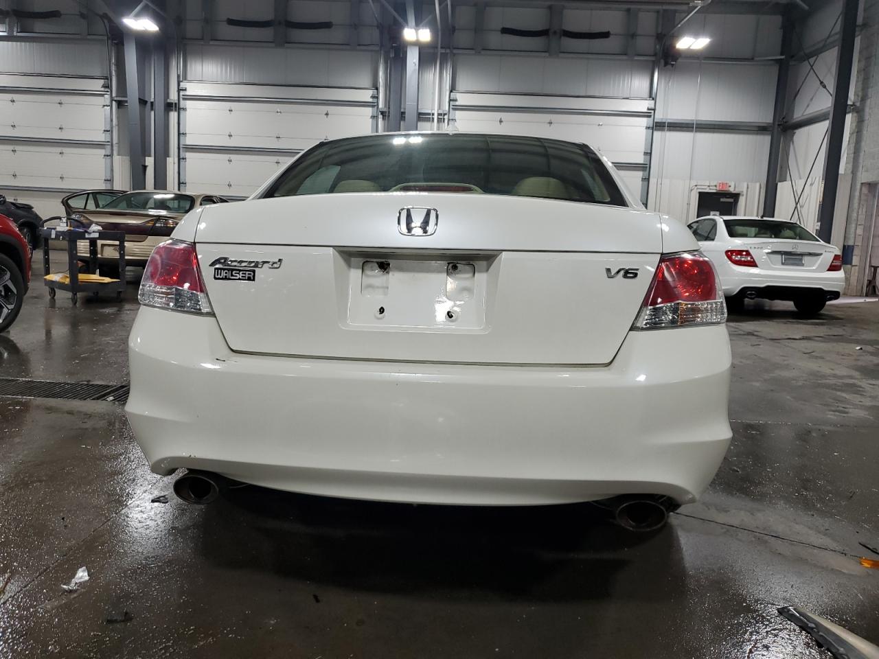 1HGCP3F87AA017009 2010 Honda Accord Exl