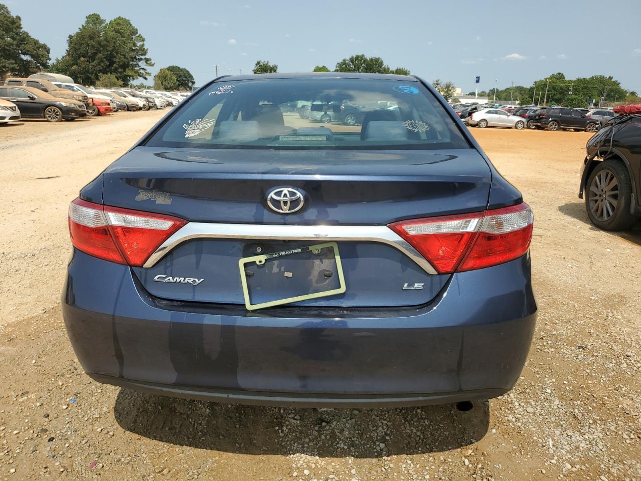 4T4BF1FK1GR563309 2016 Toyota Camry Le