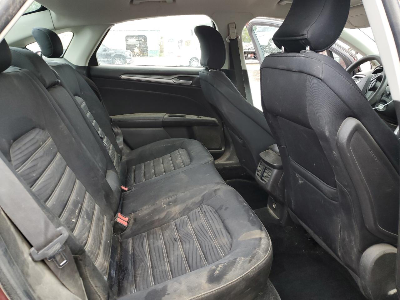 2016 Ford Fusion - Image 10