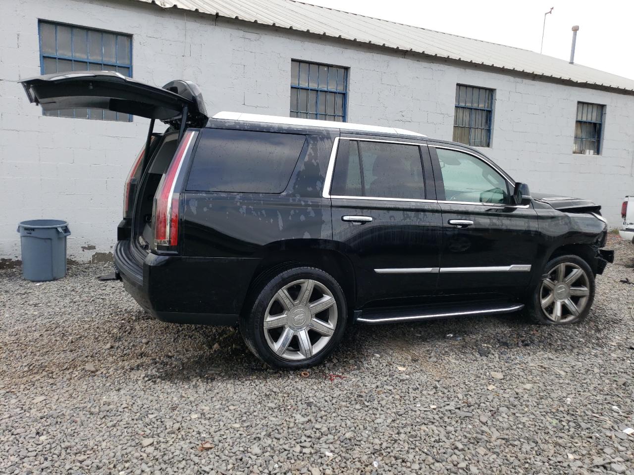 1GYS4BKJ2GR416047 2016 Cadillac Escalade Luxury