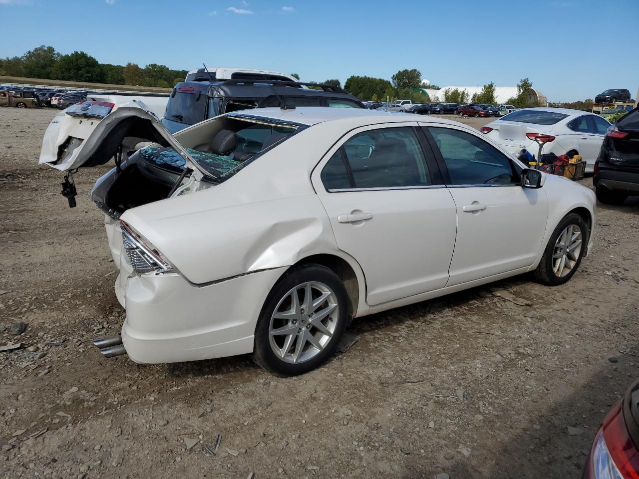 2012 Ford Fusion - Image 3