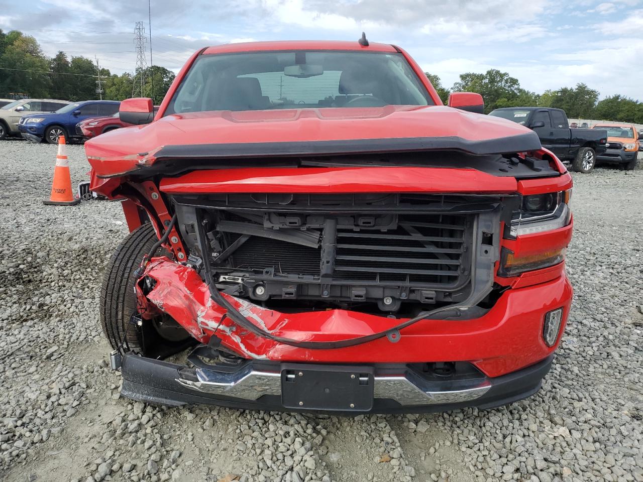 2017 Chevrolet Silverado K1500 Lt VIN: 3GCUKREC8HG300542 Lot: 70206174