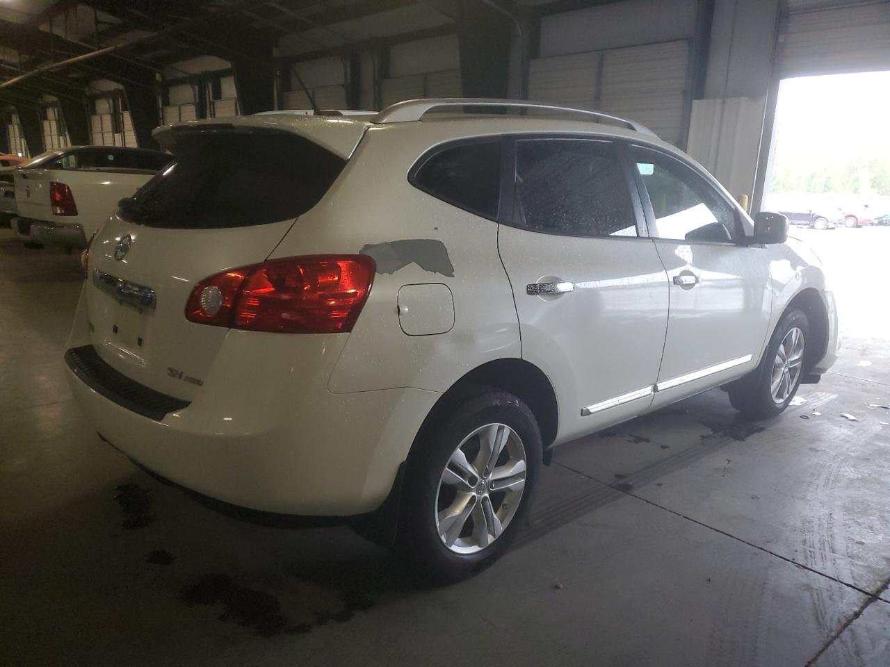 2013 Nissan Rogue - Image 3