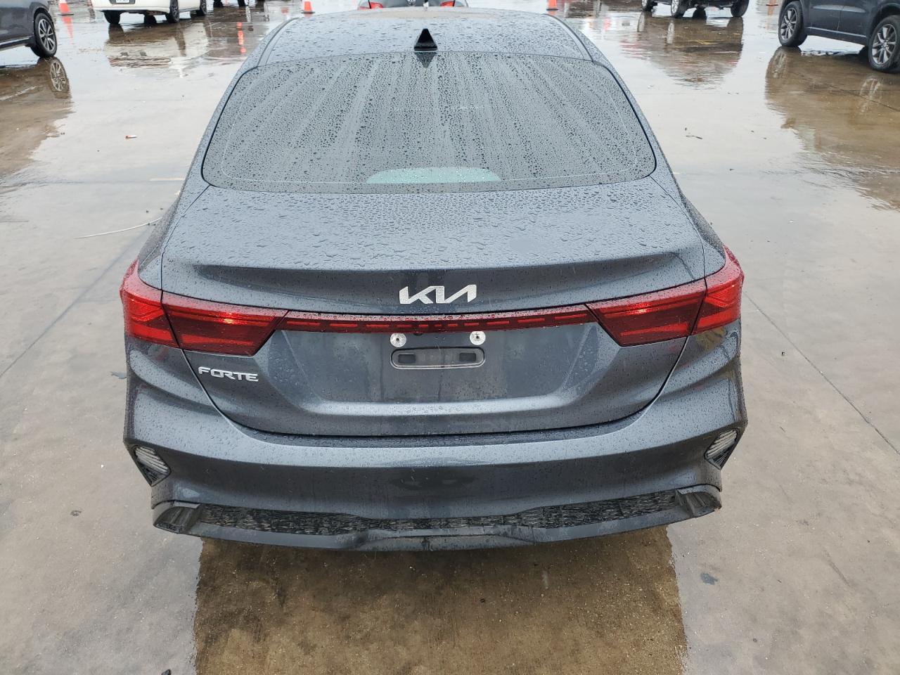 3KPF24AD1PE596282 2023 Kia Forte Lx