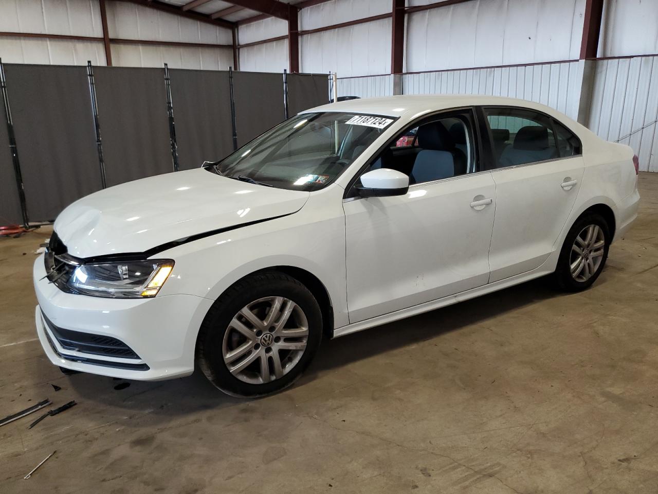 3VW2B7AJ6HM241523 2017 VOLKSWAGEN JETTA - Image 1