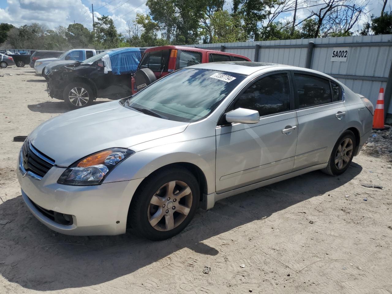 2009 Nissan Altima - Image 1