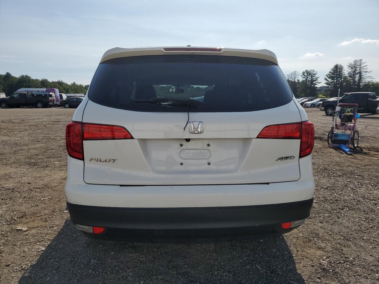 2018 Honda Pilot Exln VIN: 5FNYF6H71JB031296 Lot: 71443524