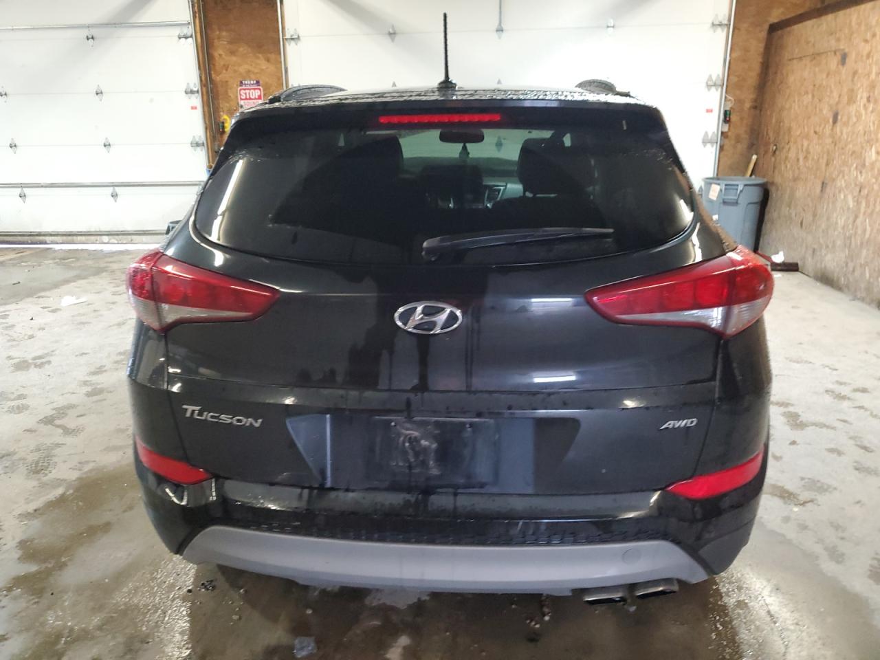 2017 Hyundai Tucson Limited VIN: KM8J3CA24HU568667 Lot: 73917224