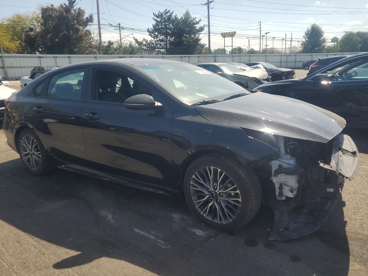 2023 Kia Forte - Image 4