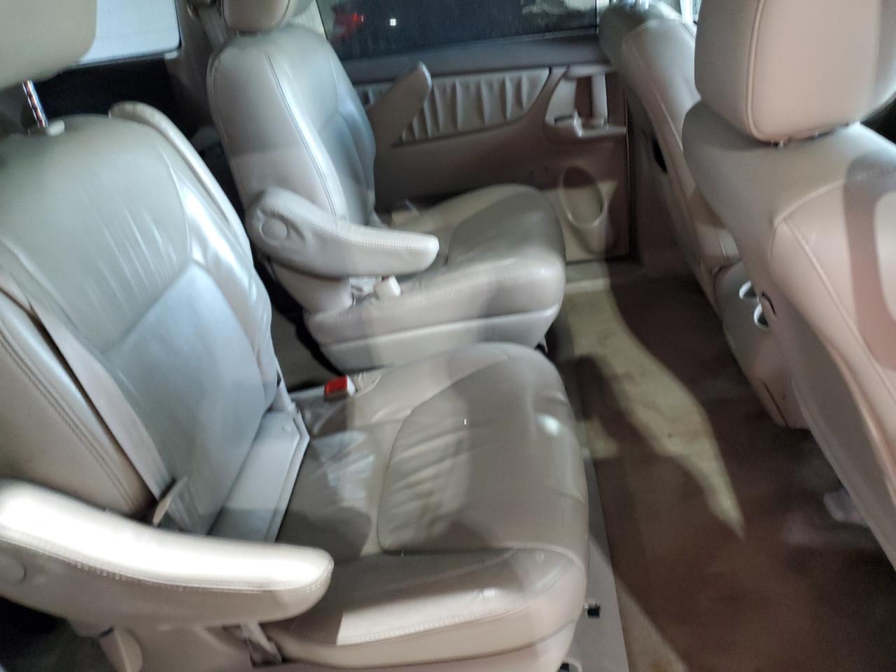 5TDBK22CX9S025665 2009 Toyota Sienna Xle