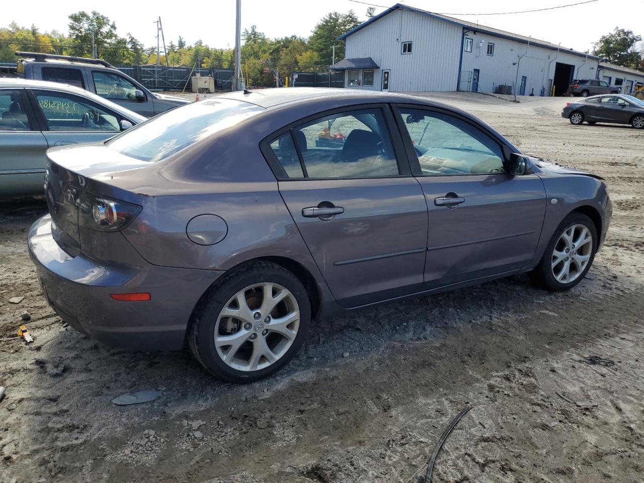 2009 Mazda 3 - Image 3