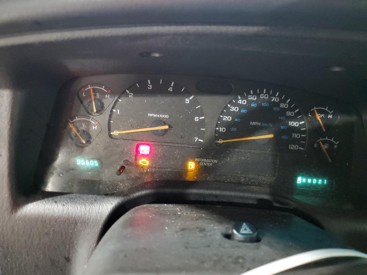 1B4HR28N21F504064 2001 Dodge Durango