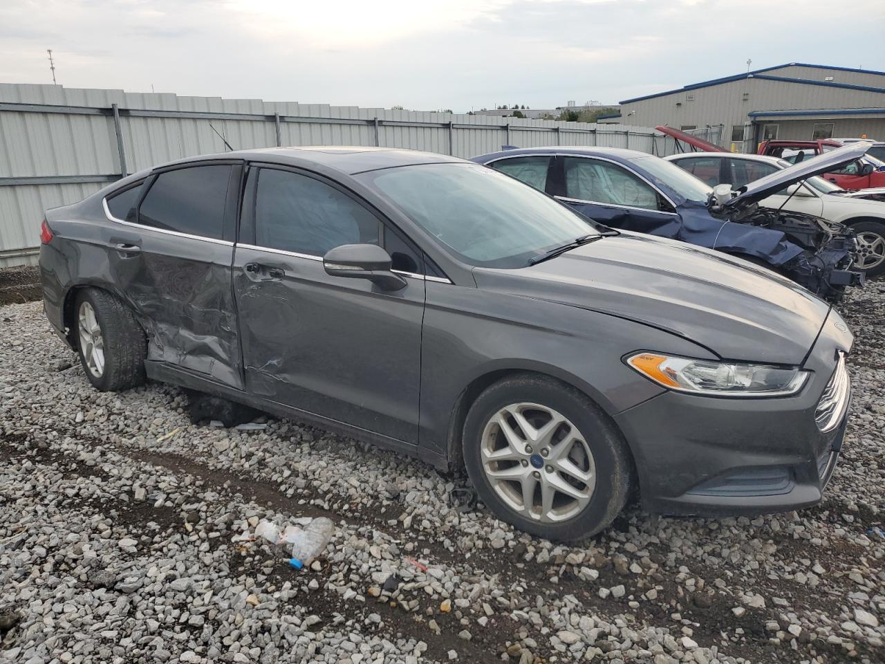 2016 Ford Fusion - Image 4