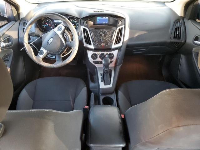 Sedans FORD FOCUS 2013 Silver