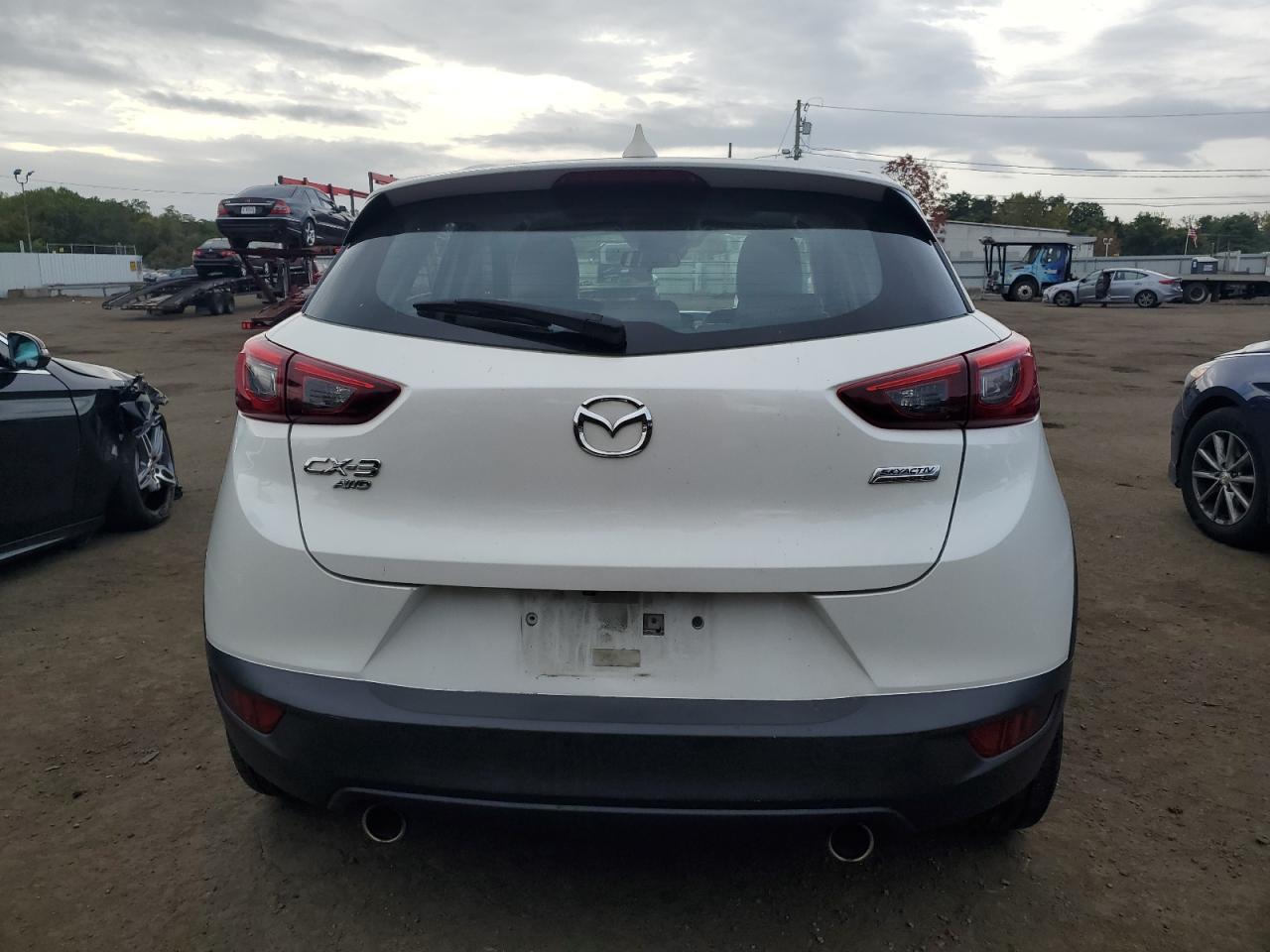 JM1DKFD78J0315202 2018 Mazda Cx-3 Grand Touring