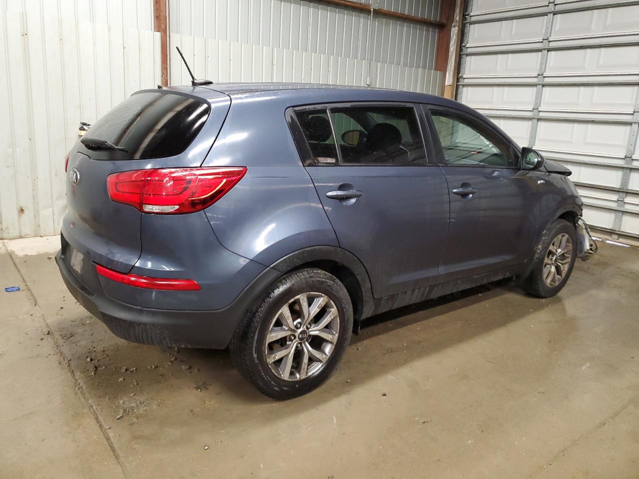 VIN KNDPBCAC3F7760796 2015 KIA SPORTAGE no.3