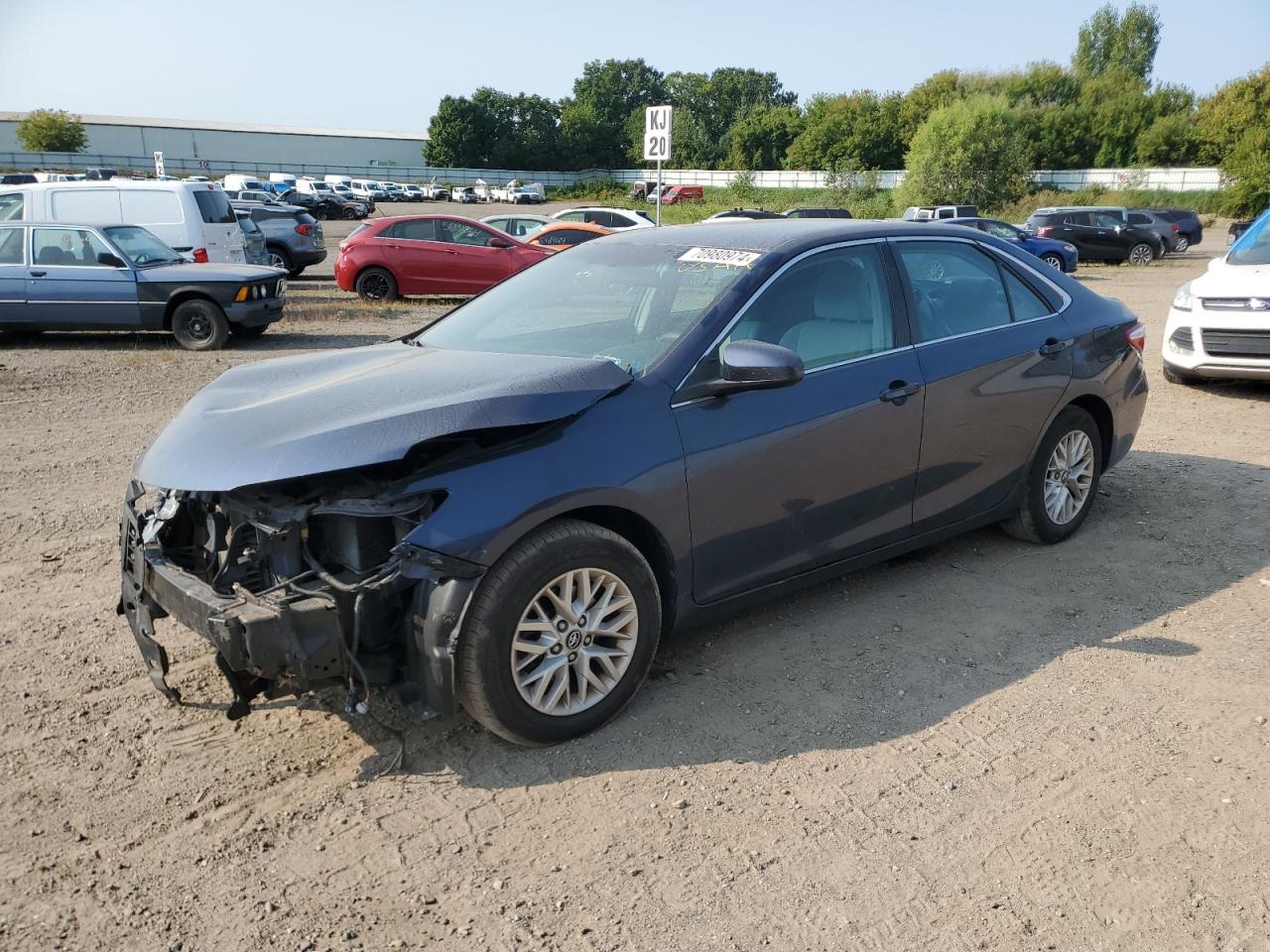 4T1BF1FK9GU593216 2016 TOYOTA CAMRY - Image 1