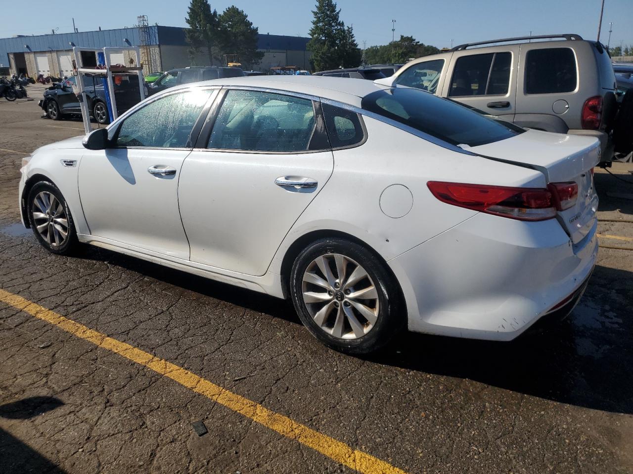 2017 Kia Optima - Image 2