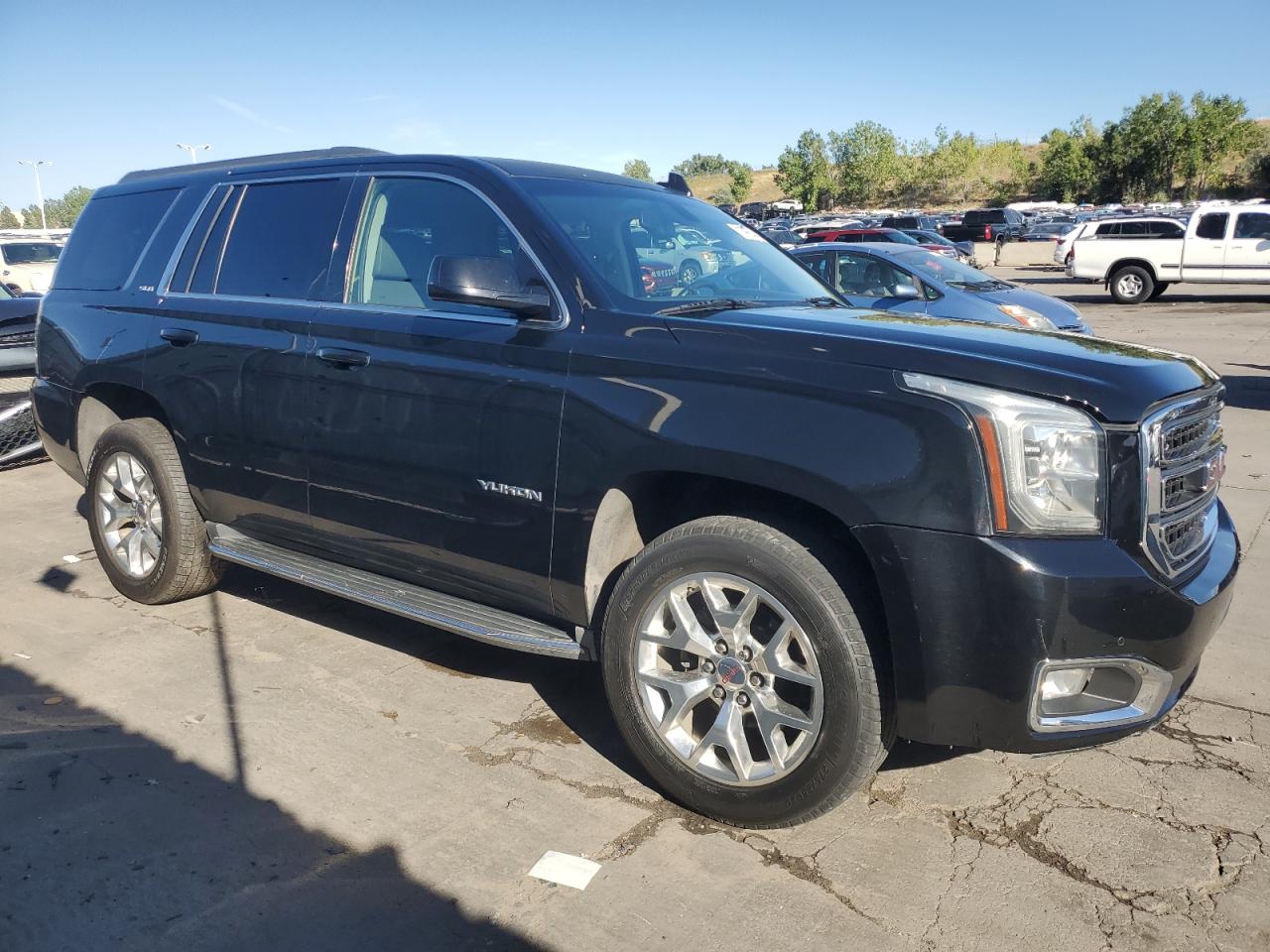 VIN 1GKS2AKCXFR715277 2015 GMC YUKON no.4