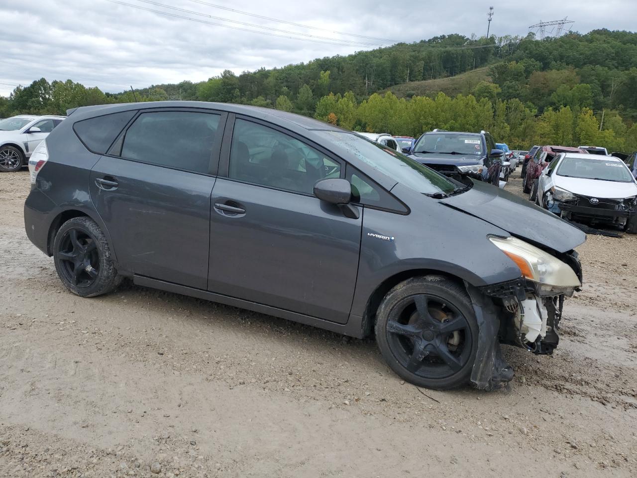 2013 Toyota Prius - Image 4