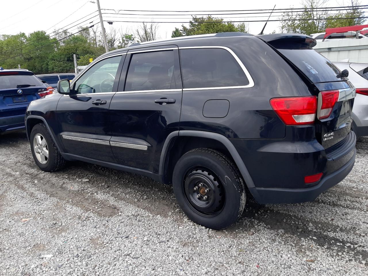 2011 Jeep Grand Cherokee - Image 2