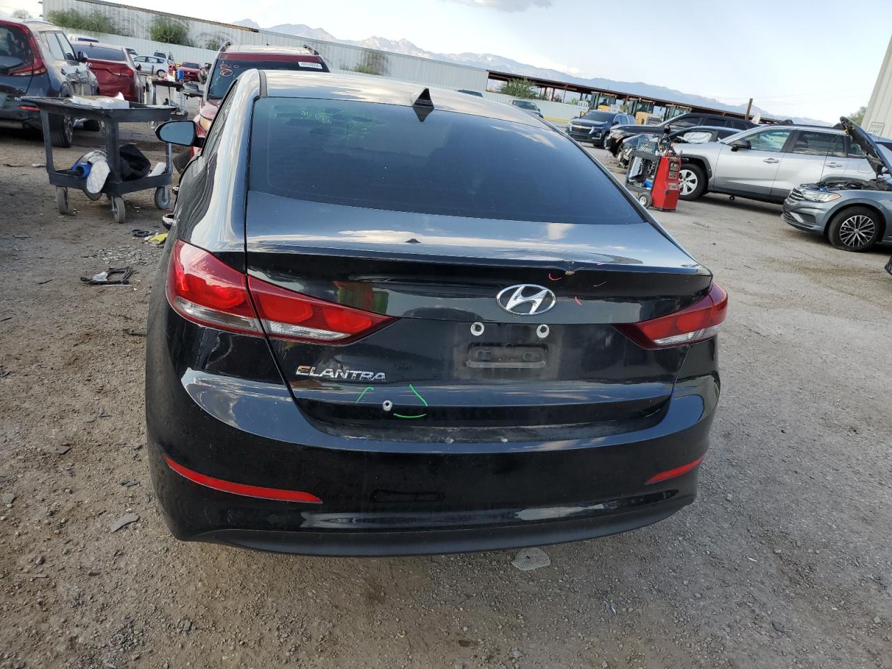 5NPD84LF8JH303145 2018 Hyundai Elantra Sel