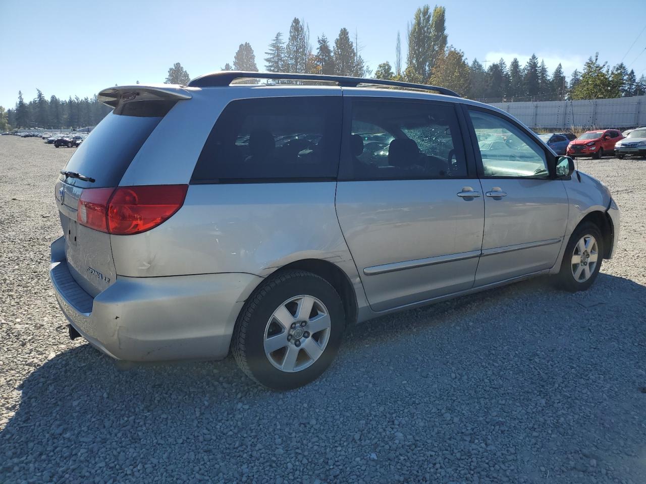 2006 Toyota Sienna - Image 3