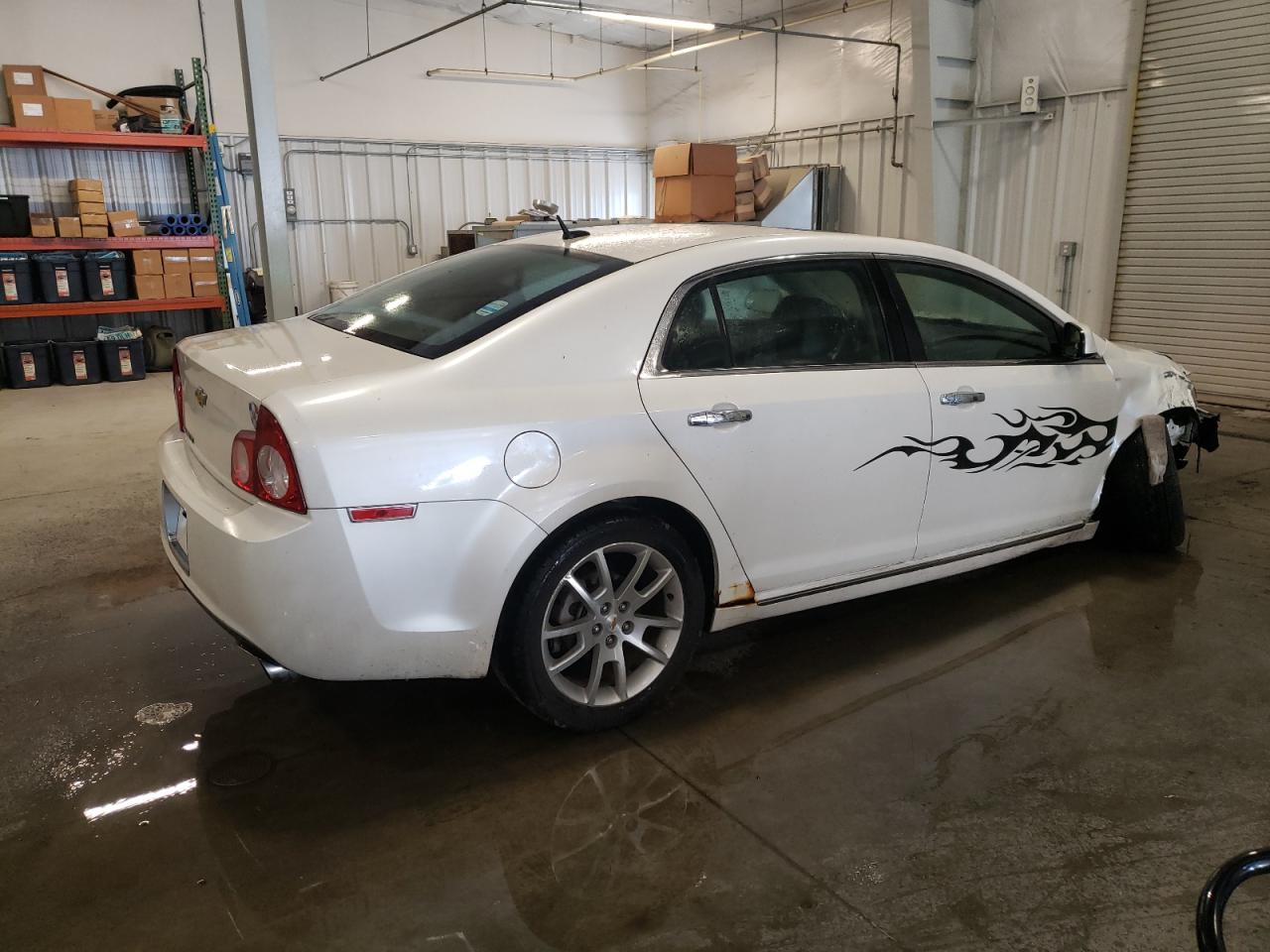2011 Chevrolet Malibu - Image 3