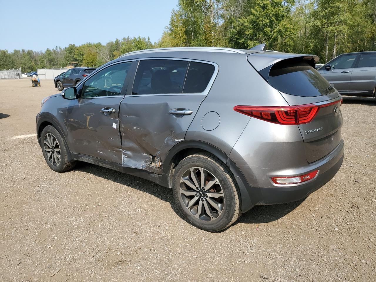 KNDPNCAC5H7057419 2017 KIA SPORTAGE - Image 2