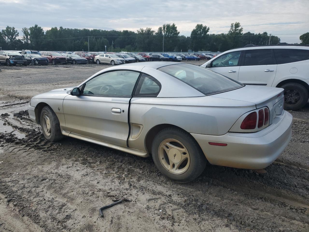 1998 Ford Mustang VIN: 1FAFP4043WF232278 Lot: 65700334