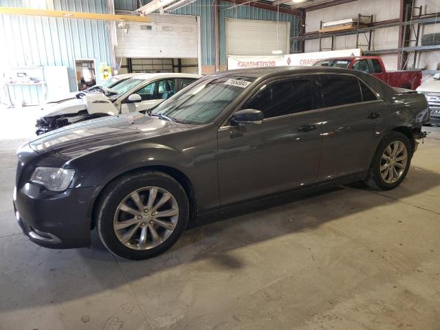 2019 Chrysler 300 Limited for Sale in Eldridge, IA - Rear End