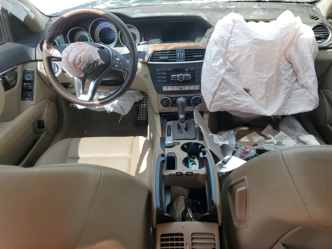 2014 Mercedes-Benz C 250 VIN: WDDGF4HB9EG256040 Lot: 72553924