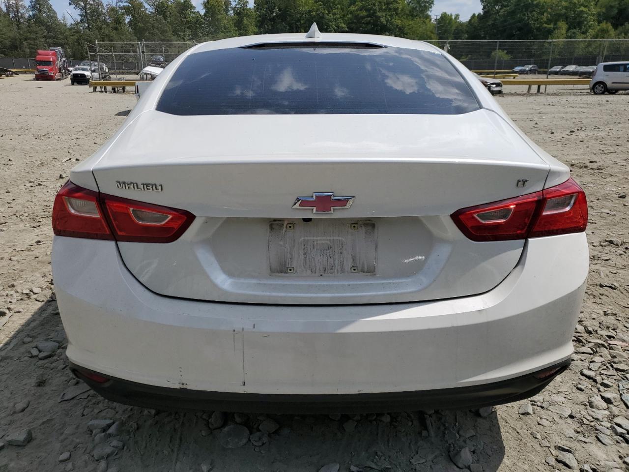 2017 Chevrolet Malibu Lt VIN: 1G1ZE5ST4HF185359 Lot: 70728234