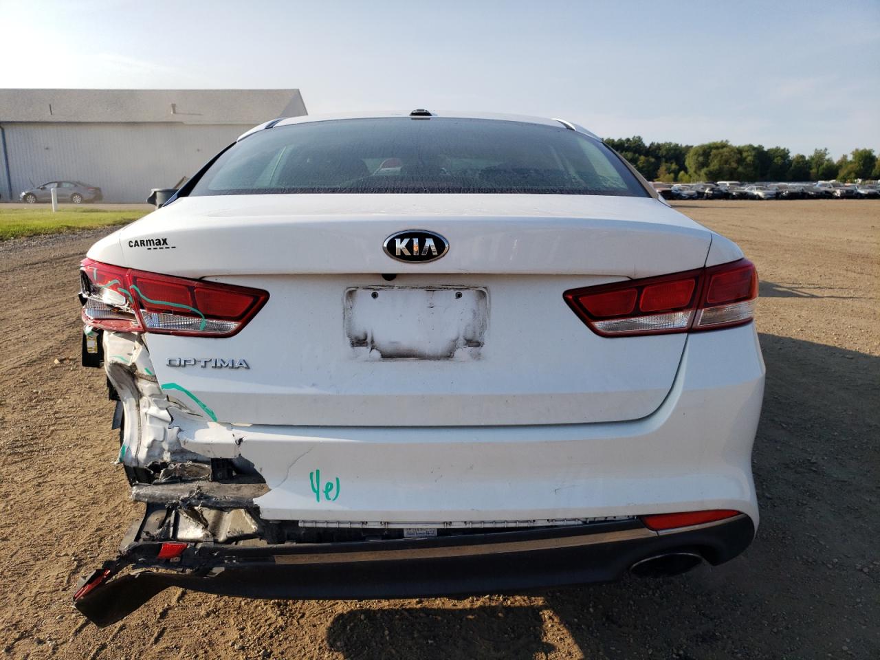 5XXGT4L3XHG148122 2017 Kia Optima Lx