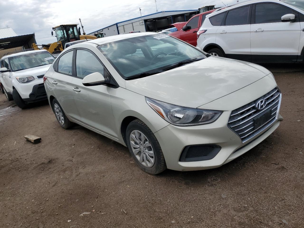 VIN 3KPC24A33KE062560 2019 HYUNDAI ACCENT no.4