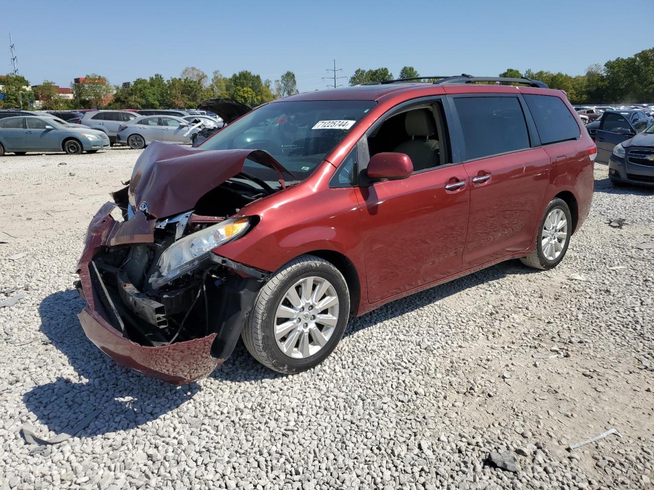 2012 Toyota Sienna - Image 1