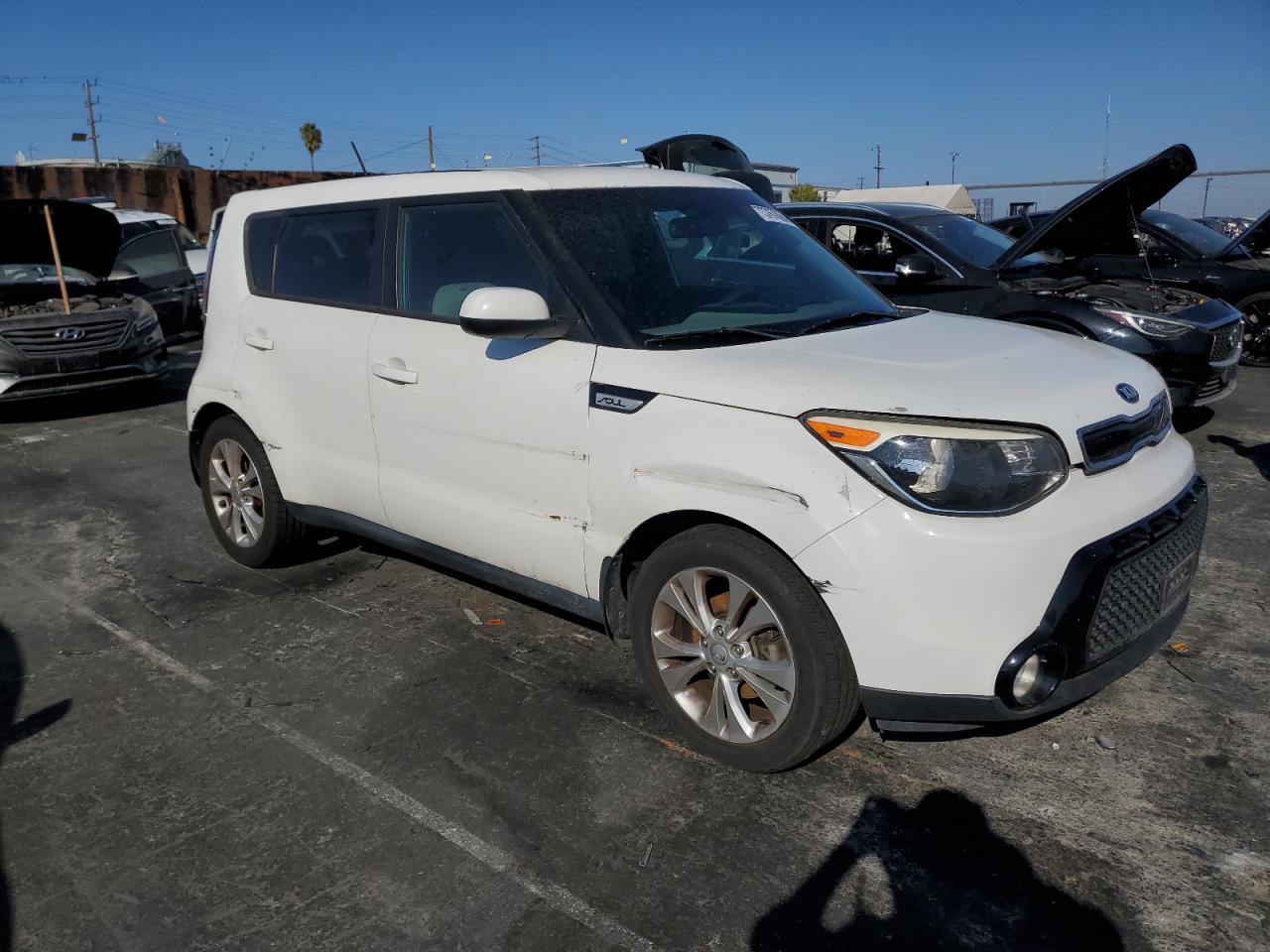 VIN KNDJP3A56G7242689 2016 KIA SOUL no.4