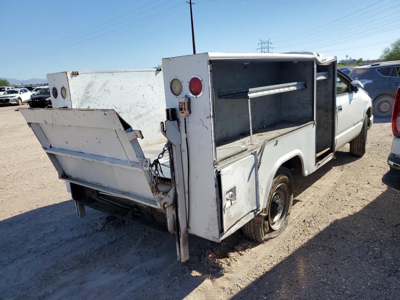 1995 GMC Sierra - Image 3