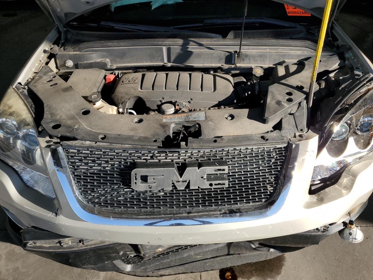 1GKKVPED8BJ226786 2011 GMC Acadia Sle