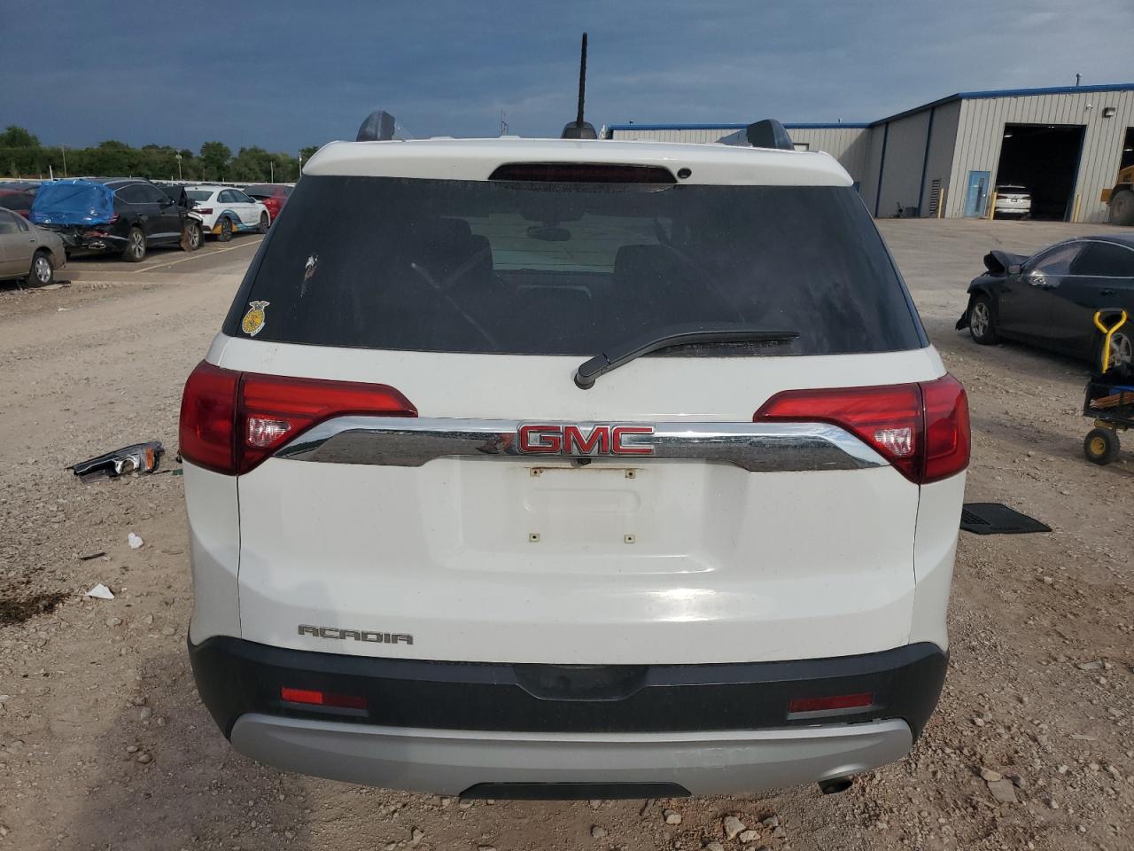 1GKKNSLA4KZ266358 2019 GMC Acadia Sle